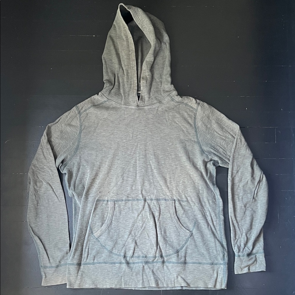 Wings + Horns Men's Gray/Green Pullover Sweater
